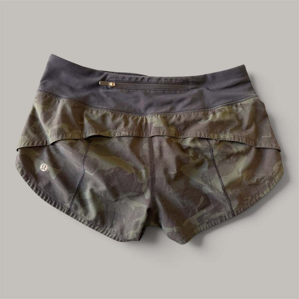 Lululemon Speed Up Short Size 4
OG Incognito Camo Multi Gator Green / Black fir